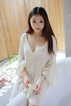 国产黄色美女_超清免费在线播放