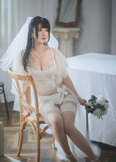 国产极品美女高潮无套小趴菜_720日韩免费观看