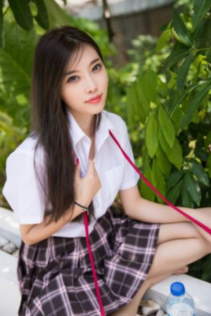 白丝美女在线播放视频网站_最新国语全集在线