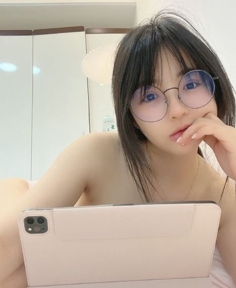 免费国产成人口暴在线观看_超清在线观看