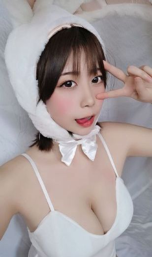 亚洲v永久无码偷拍另类_720免费观看
